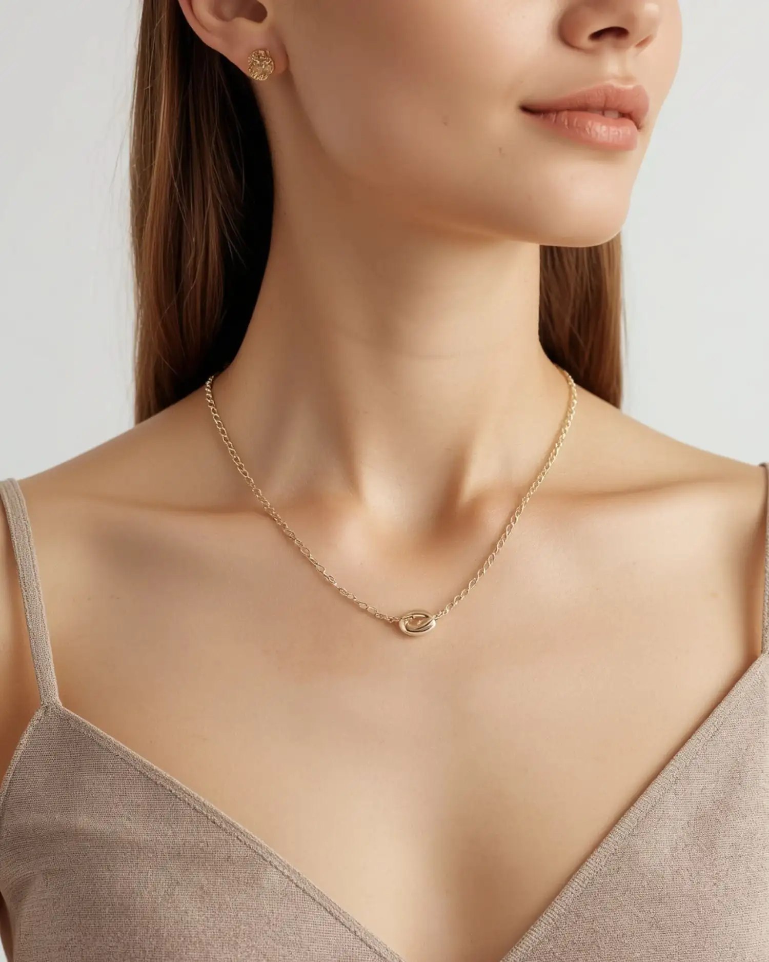 Sedoclo Necklace – Product Image Back (Hover)